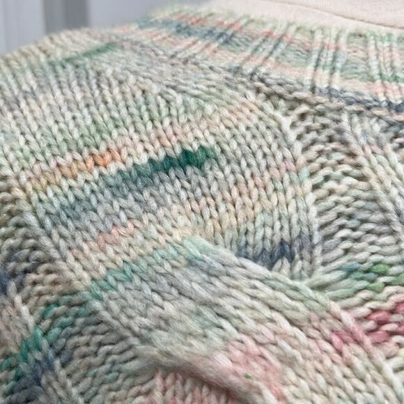 New! American Eagle AE Whoa So Soft Cable Knit Sweater Cozy & Colorful Size M - Picture 7 of 16